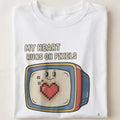 MY HEART RUNS ON PIXELS | Retro Gamer T-Shirt - close up