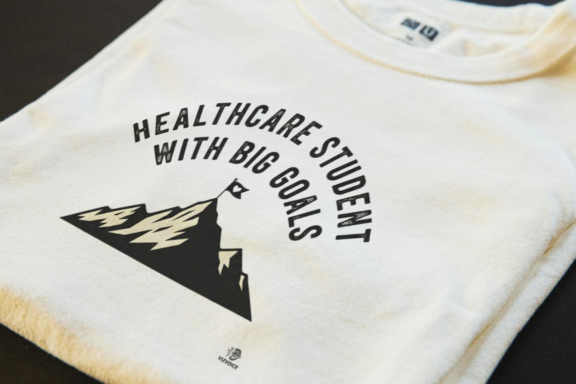 HEALTHCARE STUDENT WITH BIG GOALS | Humorous Nurse T-Shirt