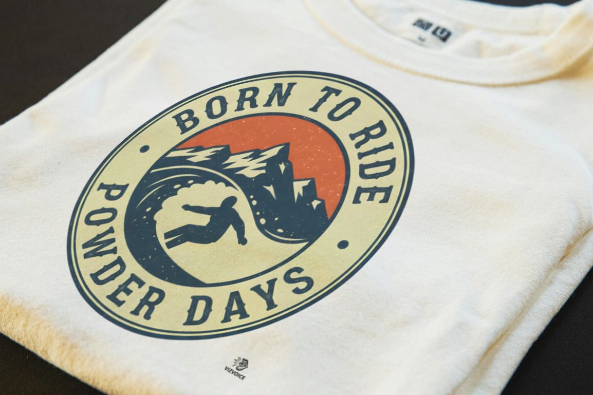 BORN TO RIDE POWDER DAYS | Fun Snowboarding T-Shirt