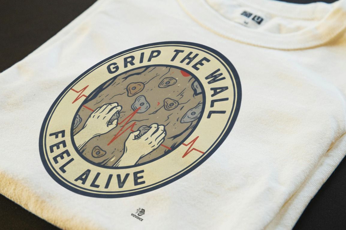 GRIP THE WALL FEEL ALIVE | Rock Climbing T-Shirt