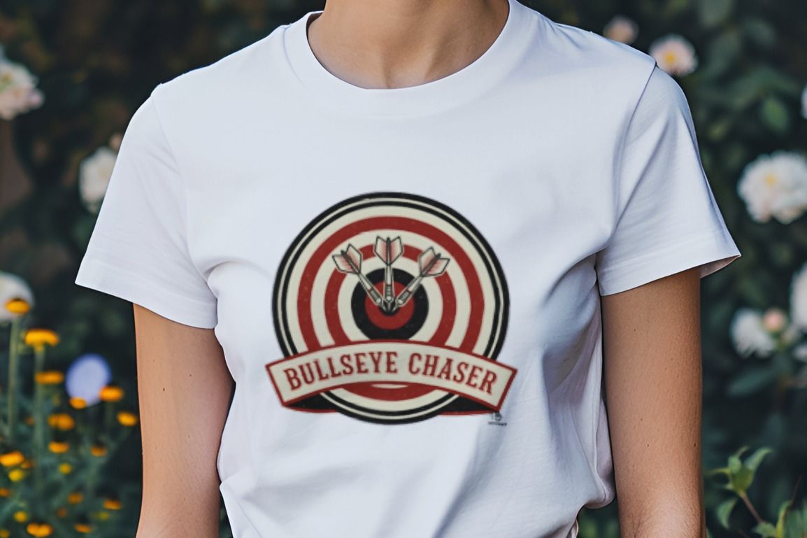 BULLSEYE CHASER | Funny Darts T-Shirt for Players