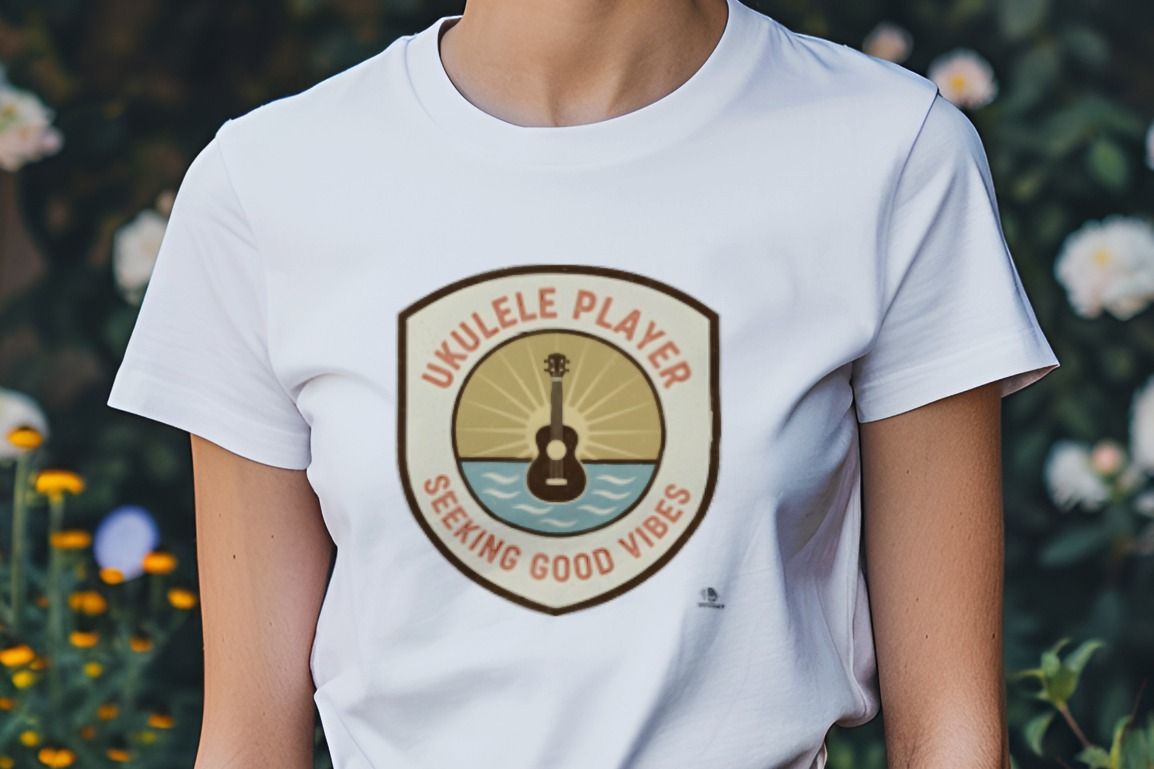 UKULELE PLAYER SEEKING GOOD VIBES | Fun T-shirt for Musicians