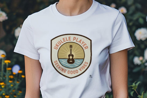 UKULELE PLAYER SEEKING GOOD VIBES | Fun T-shirt for Musicians