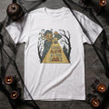I FEEL ALIVE IN THE DARK | Spooky T-shirt for Haunted House Lovers - Halloween