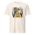 I FEEL ALIVE IN THE DARK | Spooky T-shirt for Haunted House Lovers - flat