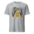 I FEEL ALIVE IN THE DARK | Spooky T-shirt for Haunted House Lovers - flat