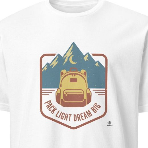 PACK LIGHT DREAM BIG | Adventure Seeker T-Shirt